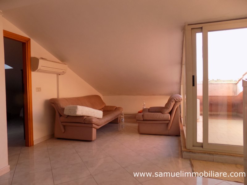 Mascali centro, nice attic of 50 sqm with parking space (CT)
