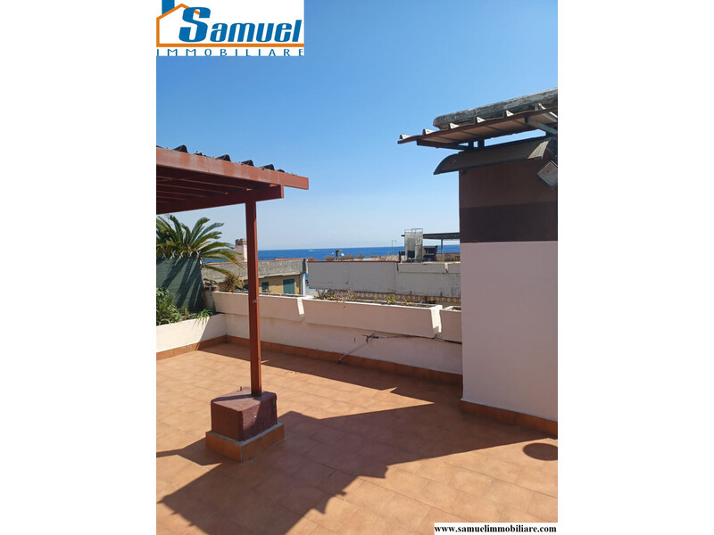 Mascali, via spiaggia, a due passi dal mare (CT)