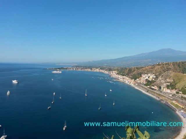 Taormina, wonderful independent solution of 150 square meters (ME)